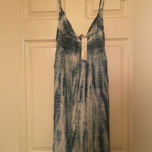 Teal Tie dye maxi dress size Small. NWT